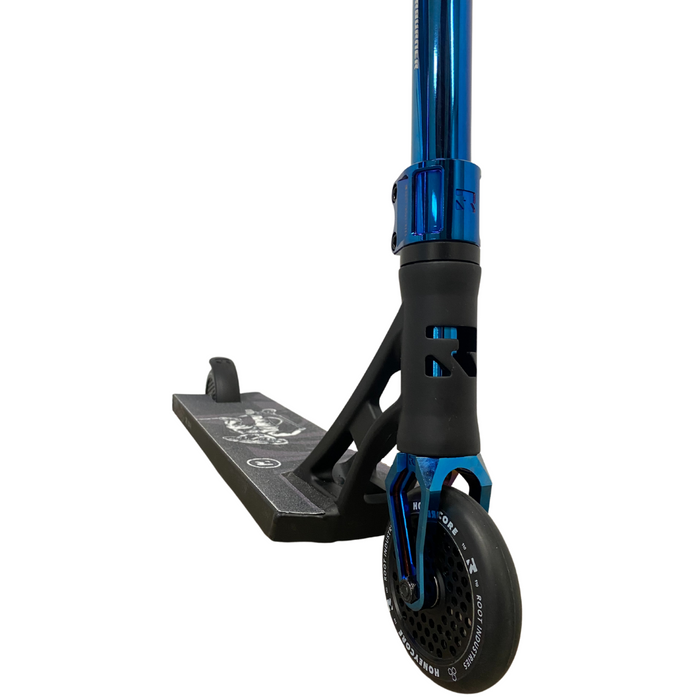 Root Industries Custom Scooter (Black/Afterburner Blu Ray)